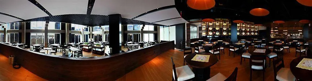 Cosmopolitan Hotel Ho Chi Minh City 3*,  Vietnam